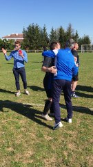 Le cri de joie de l'équipe fanion après leur victoire 7-0