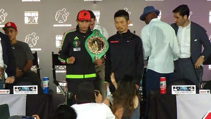 Fighters Face off and pose for photos