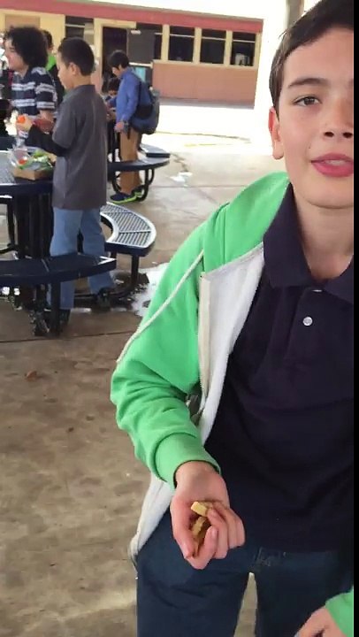 Bad school lunch review 3