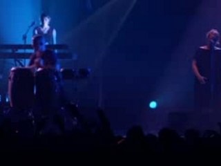 Moby - Go (hotel live 2005)