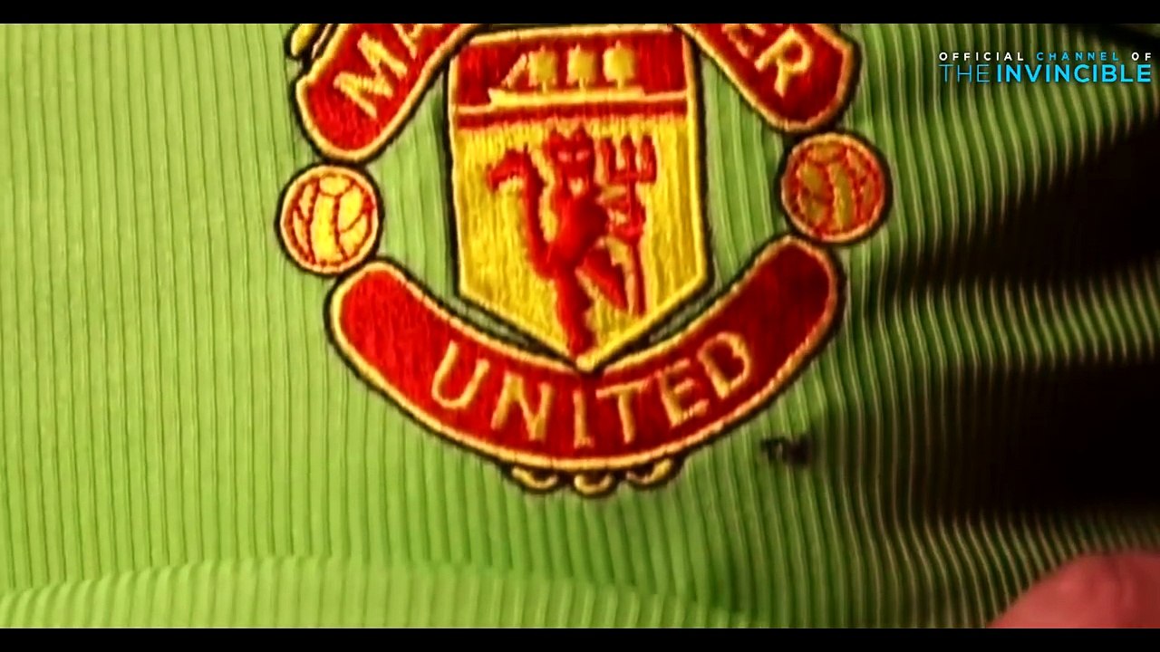 Peter Schmeichel ● The Legend ● Best Saves & Goals