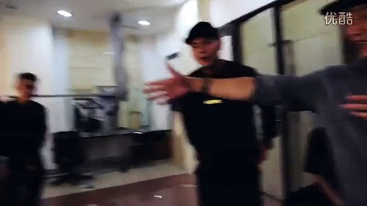 C-BLOCK WITH MC JIN RAP BATTLE RAP OF CHINA 中国有嘻哈