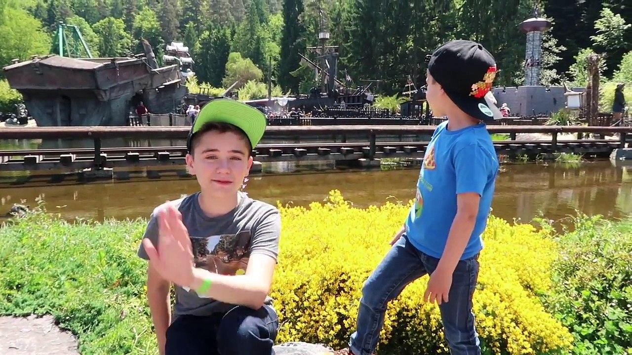 VLOG - FRAISPERTUIS City - On Plonge au Coeur du Far West, en découvrant le Parc d'Attractions !