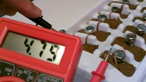 Homemade Battery 1.5v - 12v water powered (lights, clocks, calculators) - how to make - si