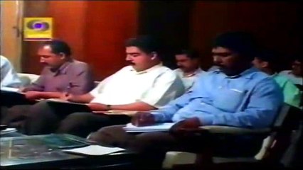 A Rare Speech Video of Mrs. Kalsoom Nawaz on an Indian Channel - the speculated PM Candidate of PMLN