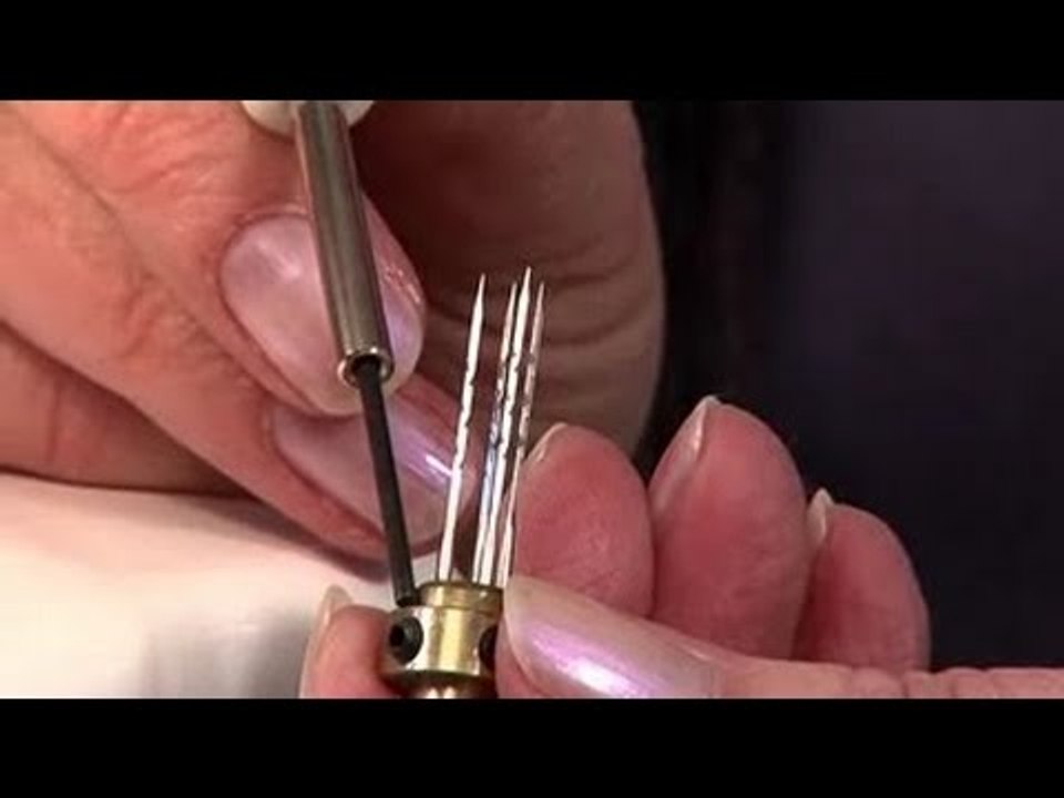 How to Change needles on the Embellishing (Needlefelting) machine by Myfanwy Hart