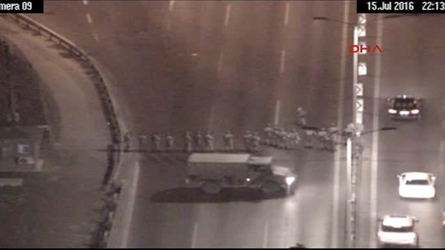 15 Temmuz Gecesi 15 Temmuz Şehitler Köprüsü'nde Yaşananların Ilk Kez Yayınlanan Görüntüleri