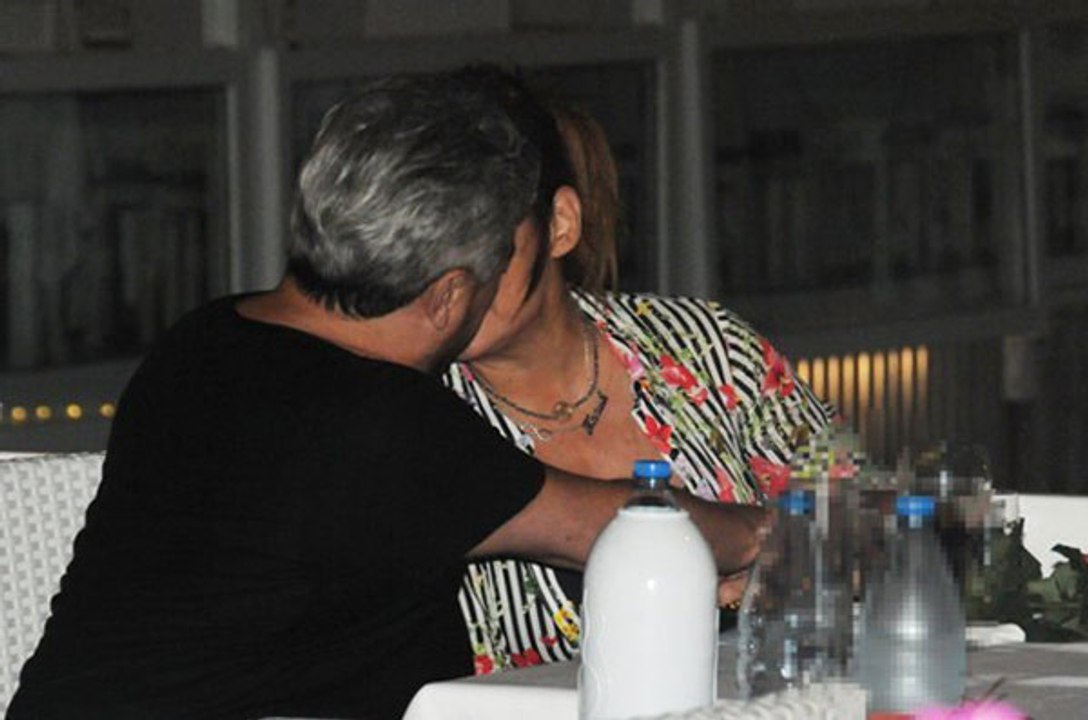 Deniz Seki ve Faruk Salman, Dudak Dudağa Yakalandı