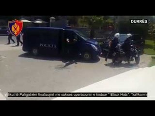 Ora News -  Po trafikonin dy adoleshtente drejt Italisë për prostitucion, kapen në port