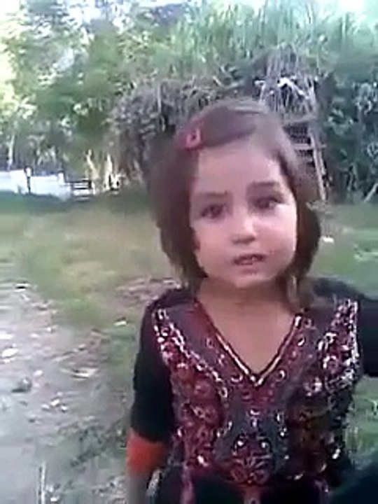 Sama Pakha Mashoma Da - Cute Pashto Baby Girl Talking About a Road Accident