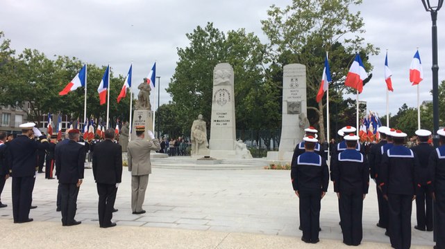 Inauguration du monument aux morts unique