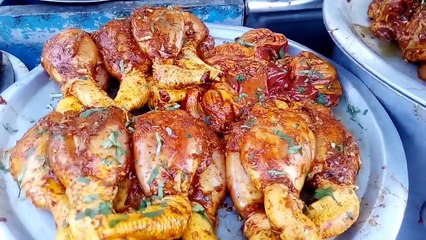 Indian street food tawa chicken.TASTY TASTY FOOD IN INDIA