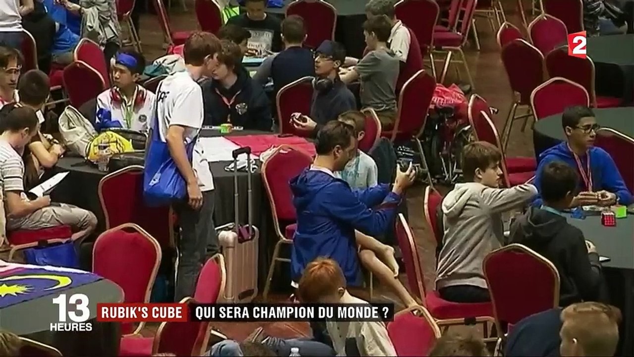 Paris : les championnats du monde de Rubik's Cube