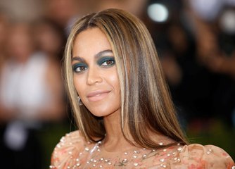 Beyoncé introduces her twins to the world!