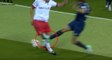Carles Puyol, Gösteri Maçında Phil Neville'ın Az Kalsın Ayağını Kırıyordu