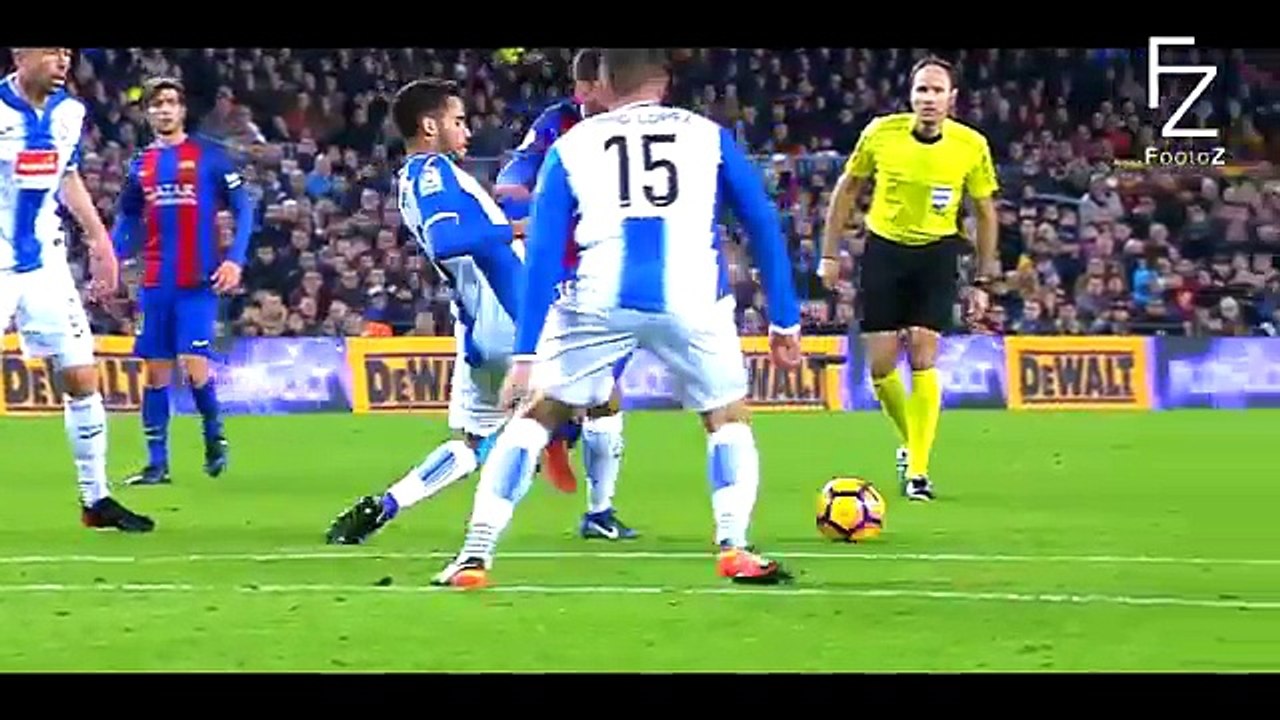 Best Football Skills & Tricks ● 2017 -