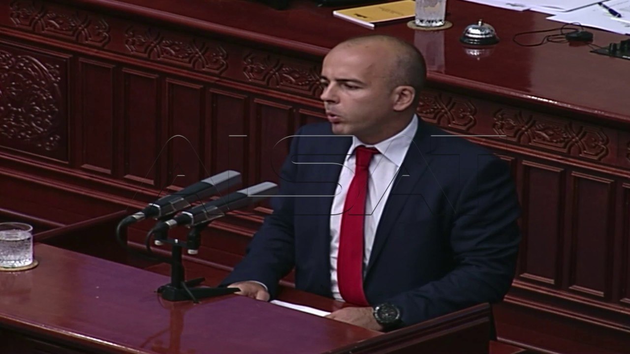 Собранието почна расправа за предлог завршната...