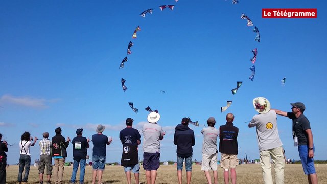 Sarzeau. Les cerfs-volistes au paradis