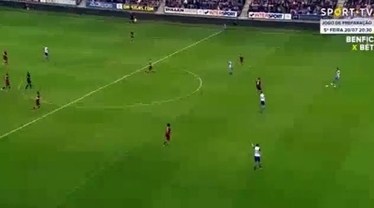 اول اهداف  محمد صلاح مع ليفربول