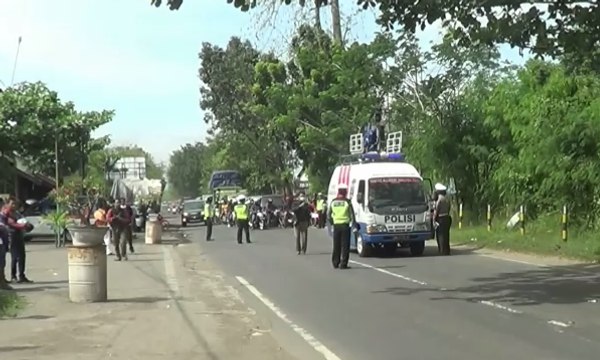 Sopir Diduga Ugal-ugalan, 10 Penumpang Bus Tewas