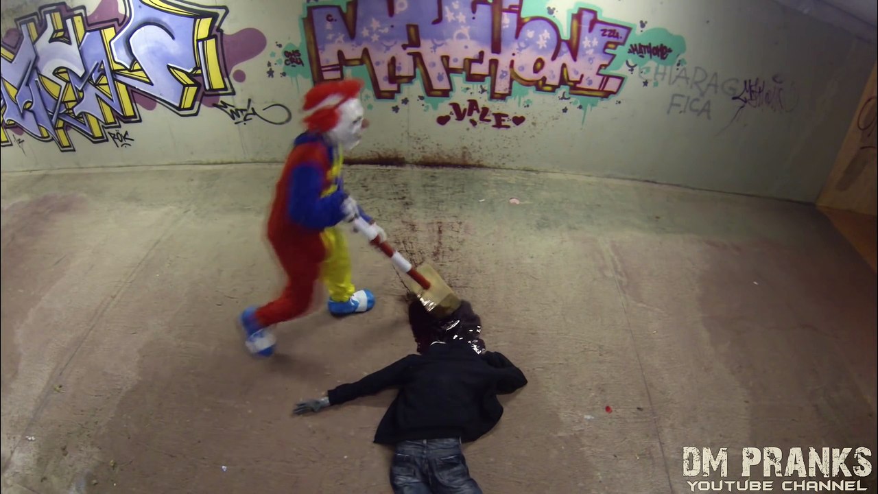 Killer Clown 3 - The Uncle! Scare Prank!