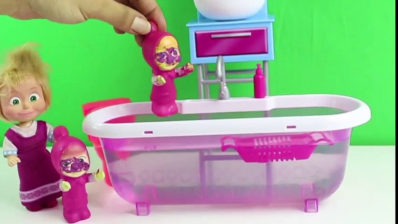 Maşalar Yeni Küvette Oyun Oynuyor Maşa Yüzüyor Masha Koca Ayı Çizgi Film Yeni Bölüm