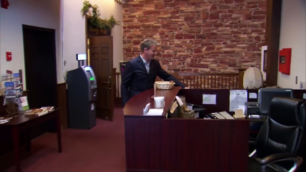 Gordon Ramsay Finds Mold in His Fridge | Hotel Hell
