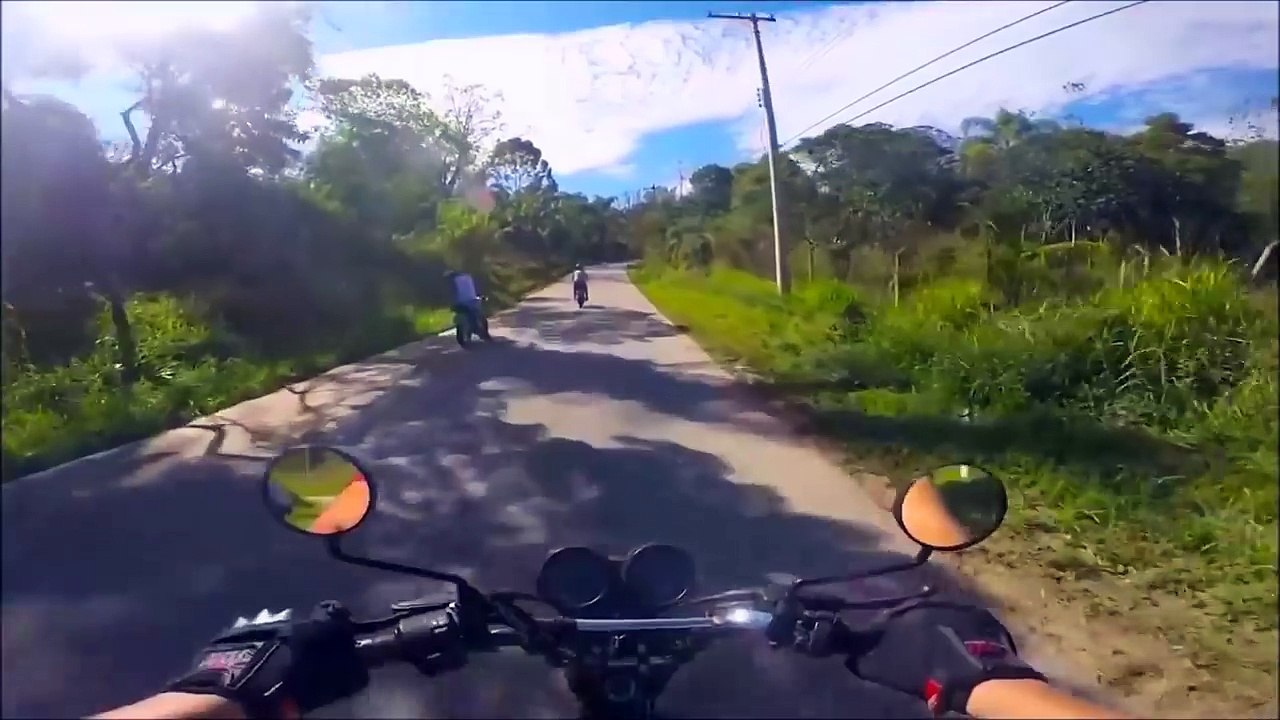 Rodolfinho da Z- Testando Triumph TT 600.