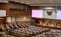 Rapat Paripurna DPR Bacakan Usulan Hak Angket Untuk KPK