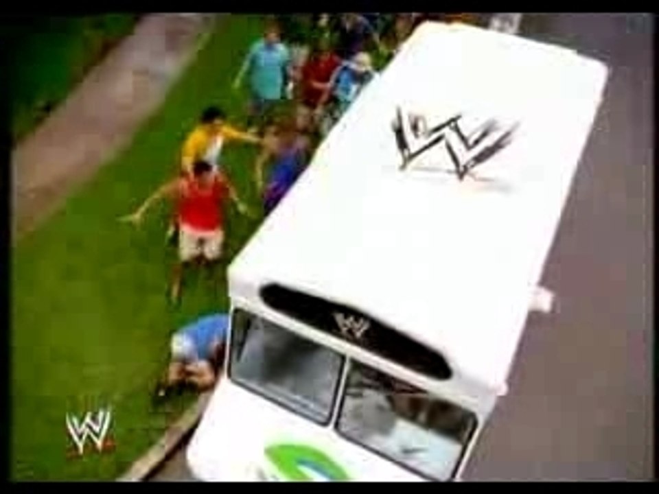 Summerslam 2002 Promo - Trish Stratus Ice Cream