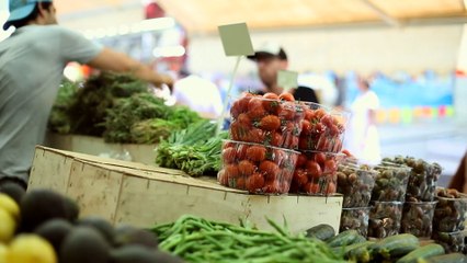 Here's how long fruits and vegetables are stored before you buy them at the store