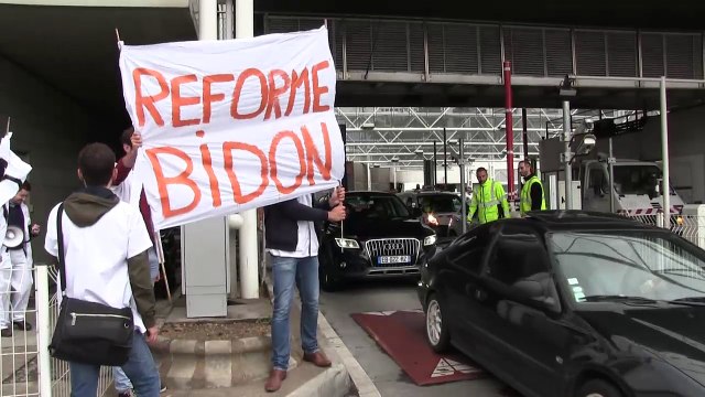Marseille : les internes en médecine poursuivent leur grève