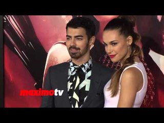 Joe Jonas & Blanda Eggenschwiler "The Hunger Games: Catching Fire" Los Angeles Premiere