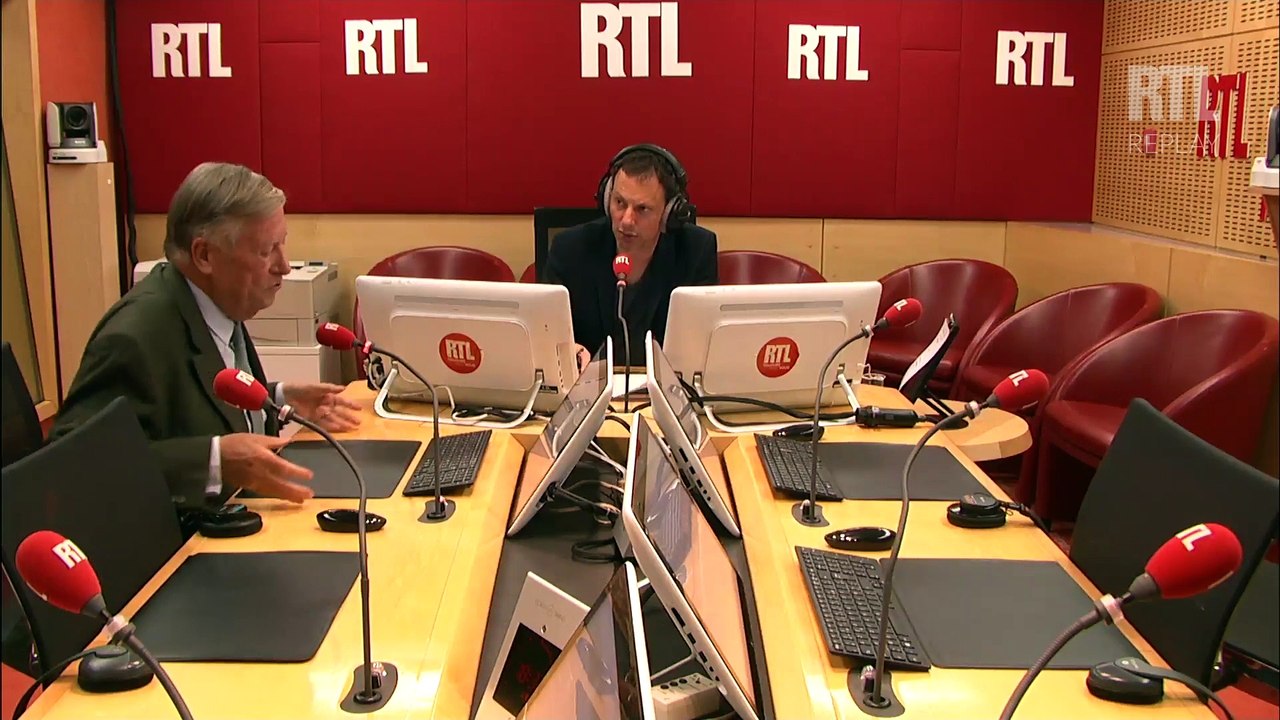 Whirlpool : "Marine Le Pen a tendu à Emmanuel Macron un piège audacieux", estime Alain Duhamel