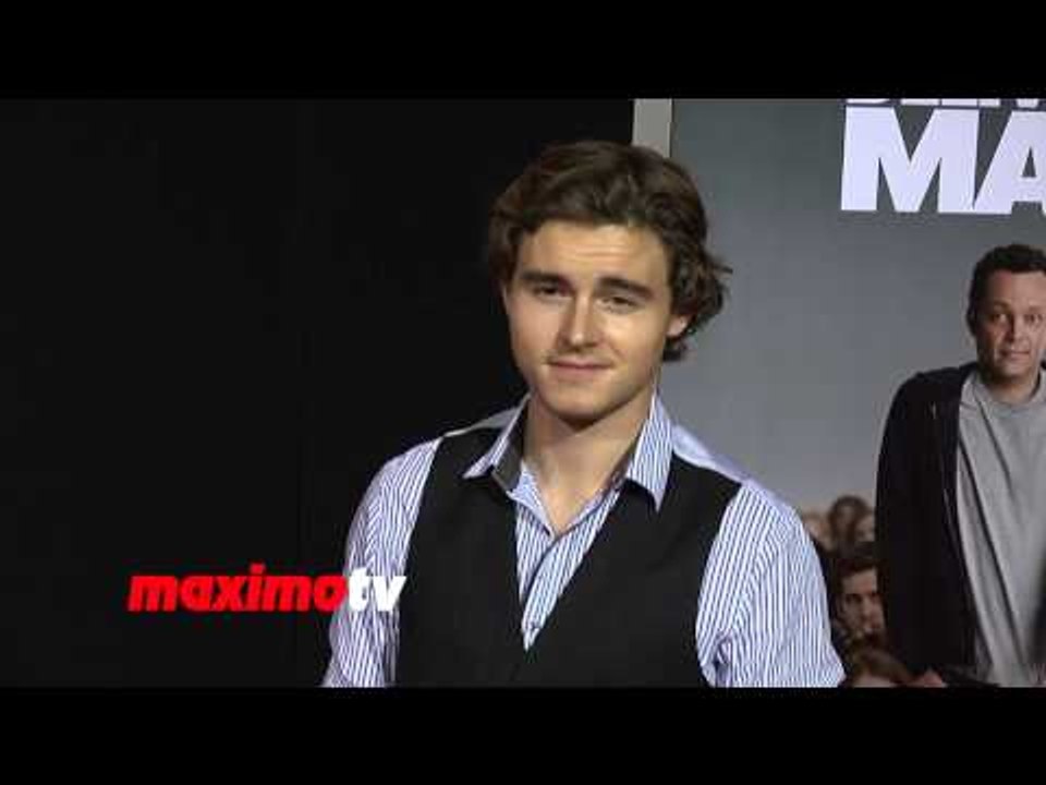 Callan McAuliffe "Delivery Man" Premiere Red Carpet Arrivals at El Capitan Theater