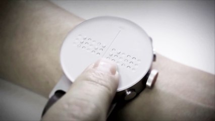 "دوت" ساعة ذكية صممت للمكفوفين