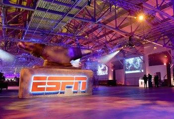 ESPN lays off 100 employees