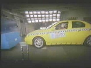 Alfa Romeo 156 Crash Test