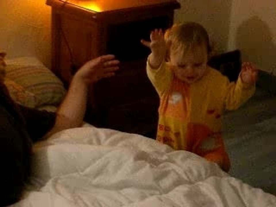 Louis dans la chambre