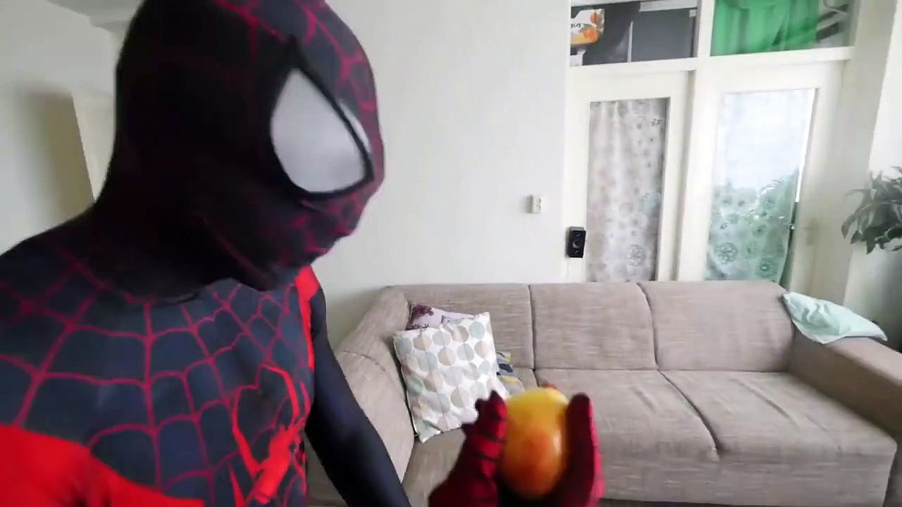 Spiderman Stomach Pain! w_ Black Spiderman Doctor Frozen Elsa Joker Superheroes Fun Movie IRL-80eIoCa