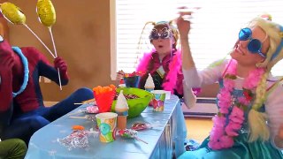 Spiderman & Frozen Elsa & Anna! Party Time, Let's Dance! Superhero Fun in Real Life  -)-NRfUtf-