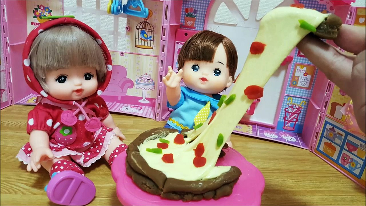 メルちゃん スライムピザ作ったよ！あおくんが食べてくれたよ！ ❤ おままごと お世話 ごっこ トイキッズ おもちゃ アニメ キッズ ごっこ遊び 子供向け 動画 Toy
