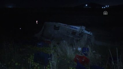 Ankara'da Yolcu Otobüsü Ile Kamyon Çarpıştı: 11 Yaralı