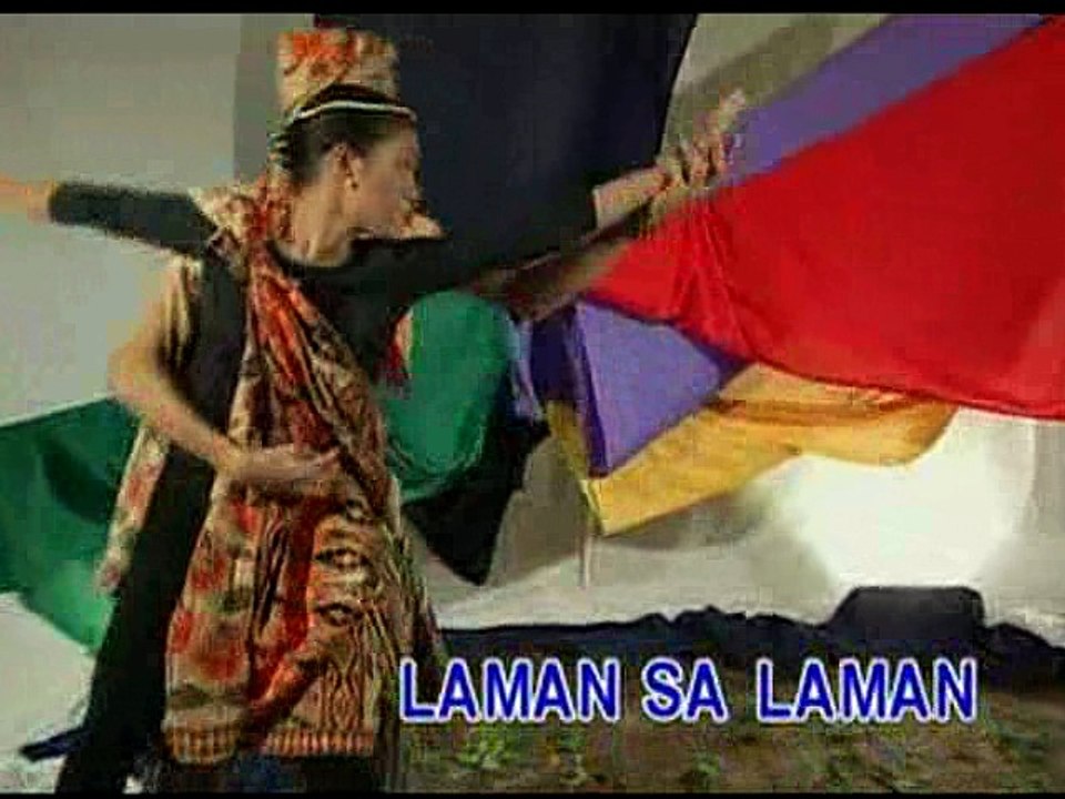 Ang Bayan Kong Sinilangan - Video Karaoke (Vicor)