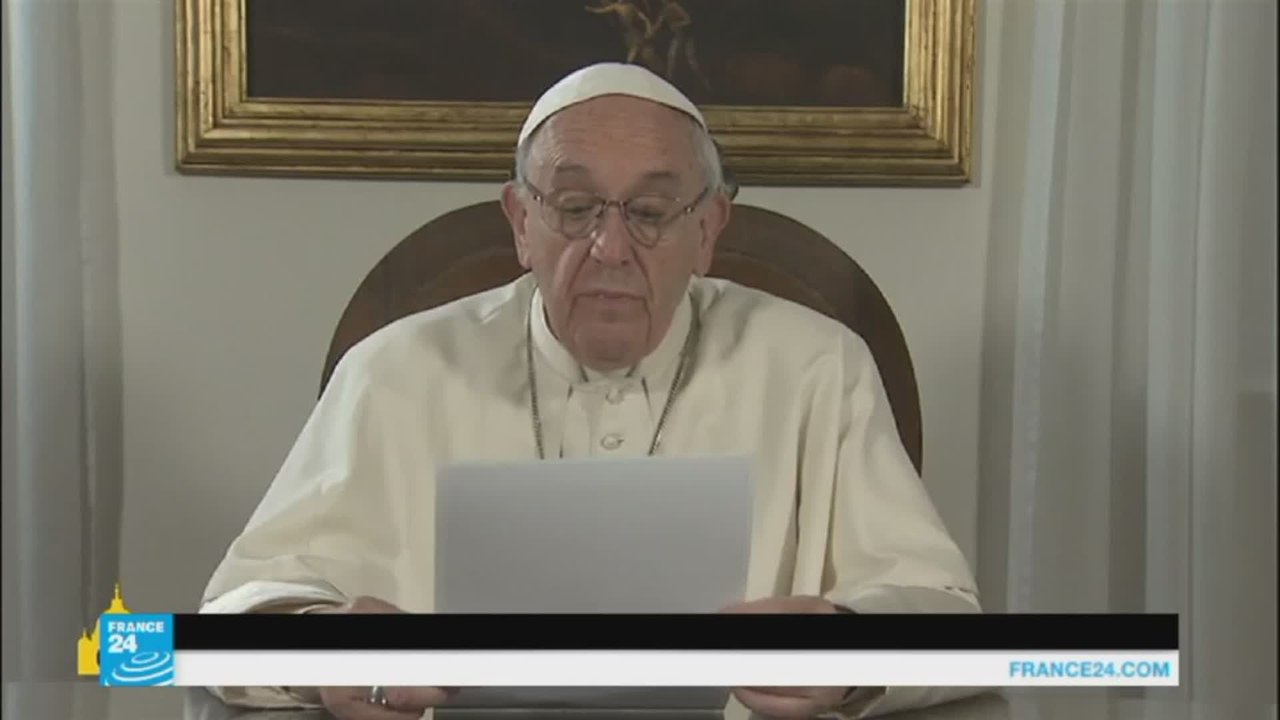 البابا فرنسيس يخاطب الشعب المصري قبيل زيارته المرتقبة إلى القاهرة