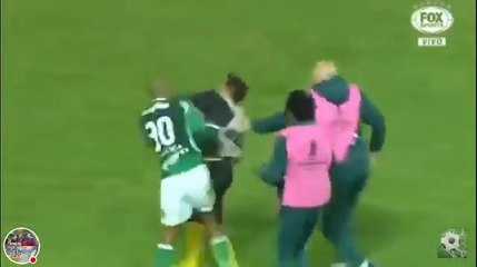 Crazy Felipe Melo Punches Penarol Player After The Finale Whistle!