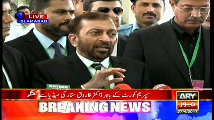 Farooq Sattar talks to media