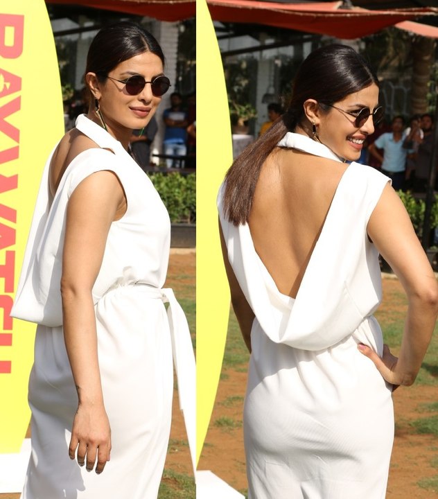 Hollywood Actress Priyanka Chopra STUNNING In W...