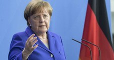 Merkel'den AKPM'nin Kararıyla İlgili Açıklama: Türkiye, Göz Önünde Bulundurmalı