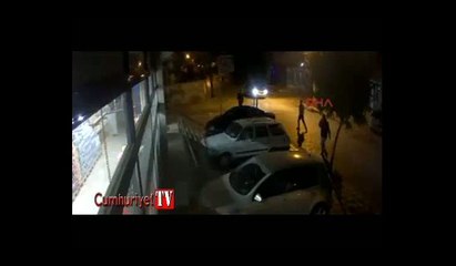 Yaşlı adama saldırıp kollarını kırdılar